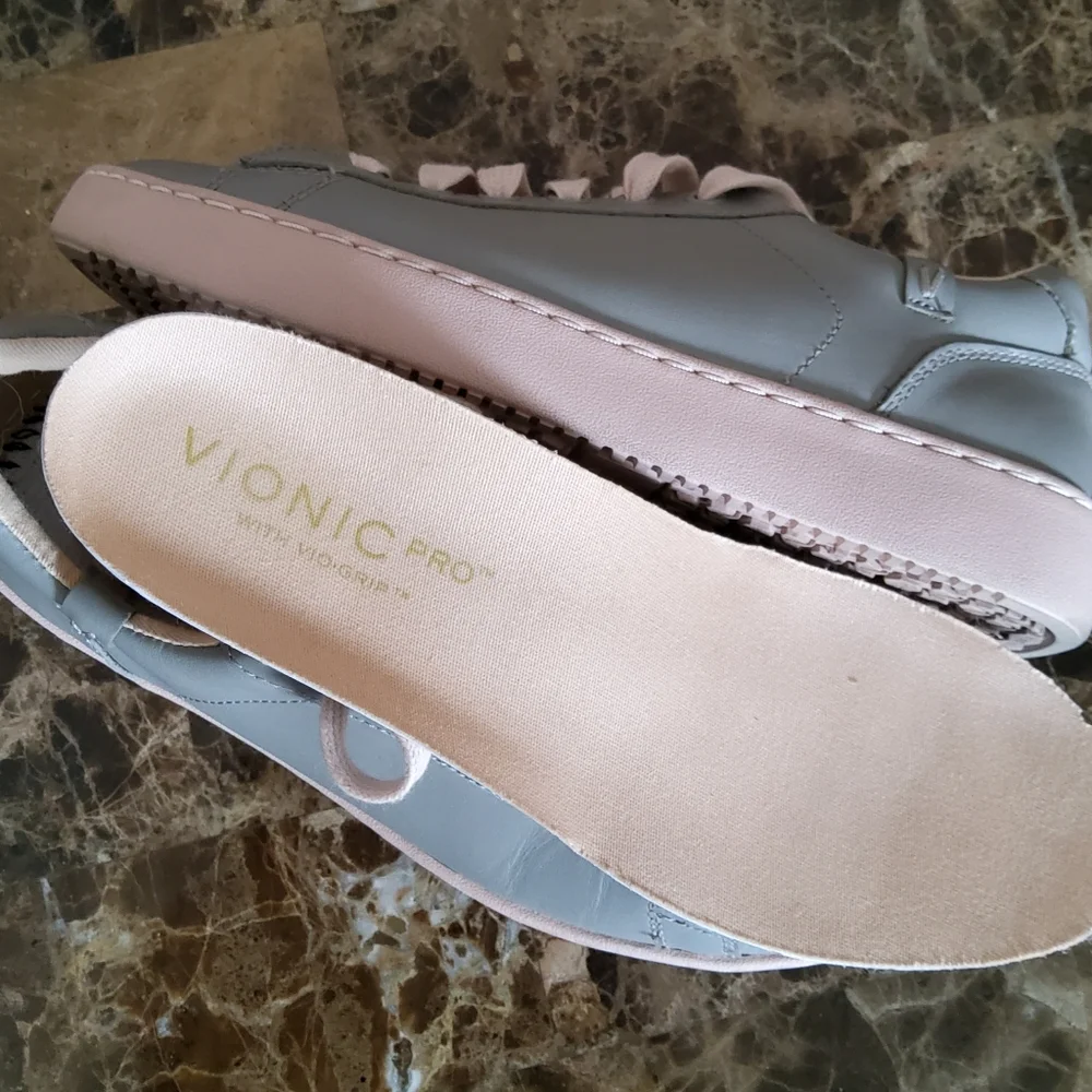 VIONIC MABLE GREY PINK LEATHER ATHLETIC SHOES FASHION SNEAKERS WOMENS SIZE 6M - Picture 8 of 9
